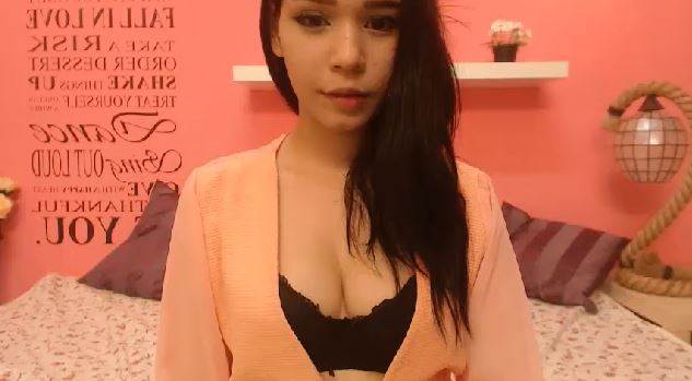 Real Asian Chat with Live Amateurs
