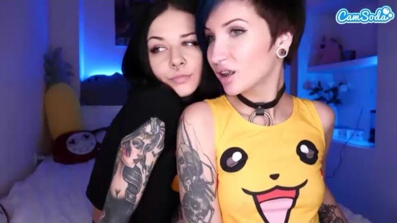 Pierced lesbians during fetish show on CamSoda