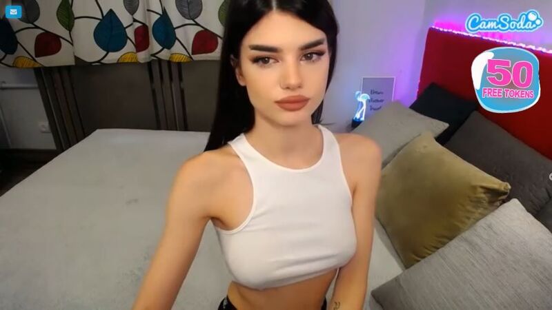 Perky model will give edging instructions on CamSoda