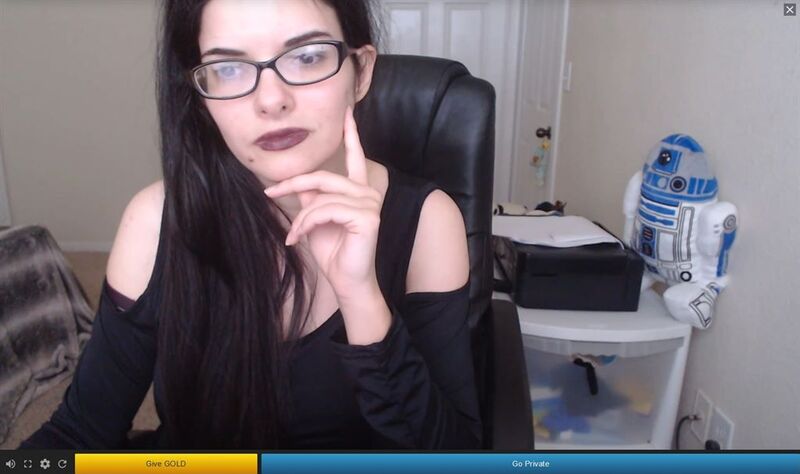 Nerdy BDSM webcam model on Streamate